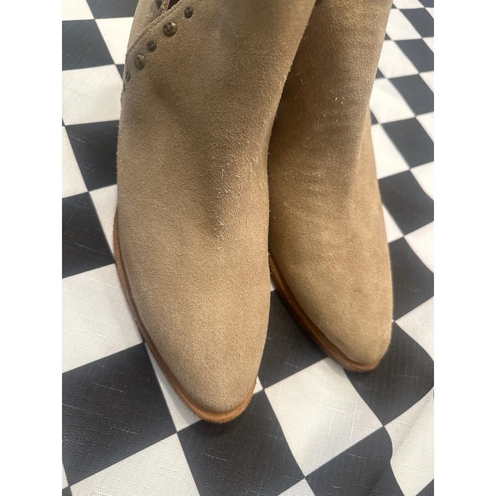 Free People Tan Suede Studded Charm Ankle double V Boots Western Pointed  38.5